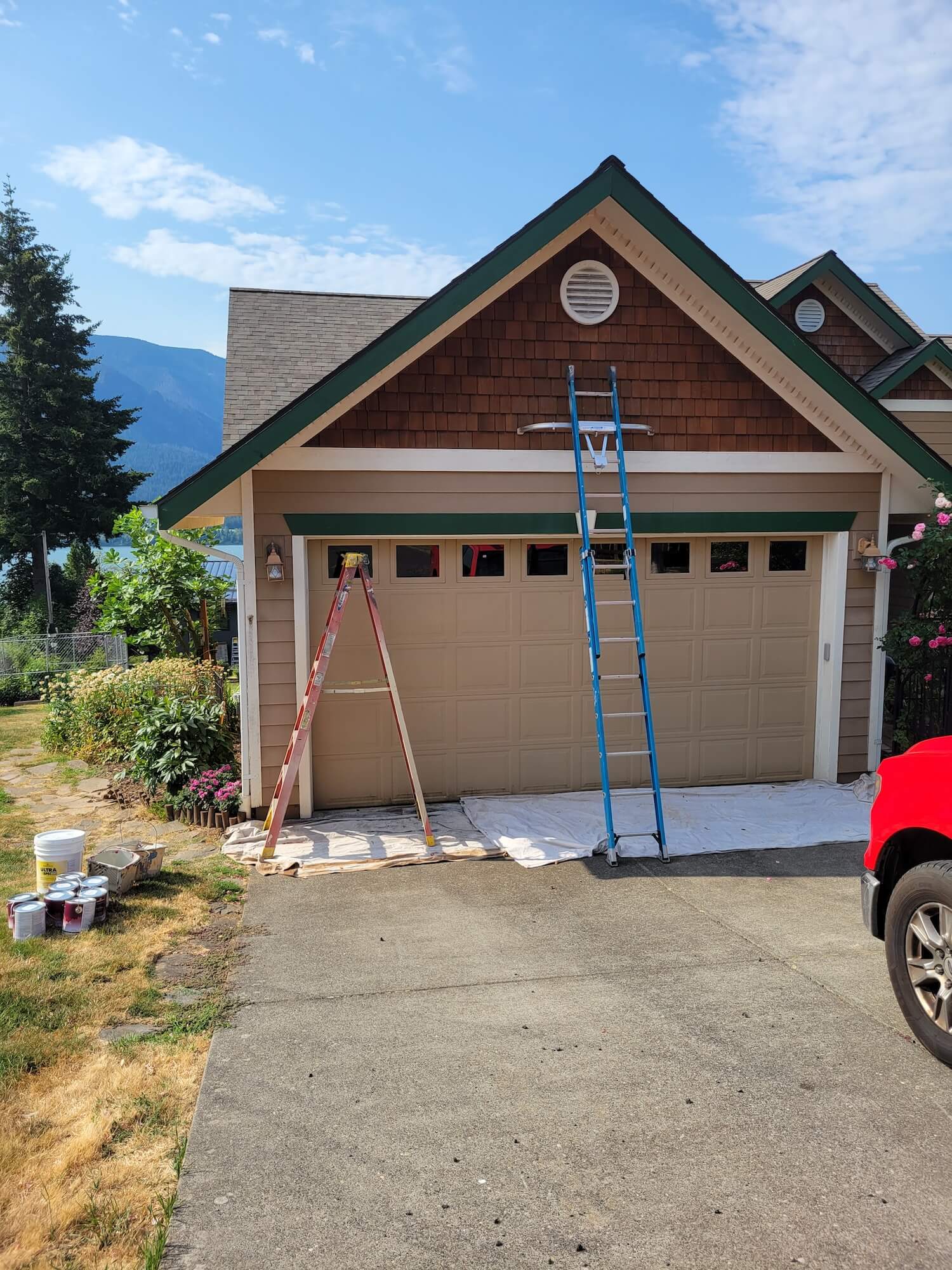 Full Bloom painter working safely on exterior scaffolding
